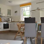 Vier Jahreszeiten Glowe