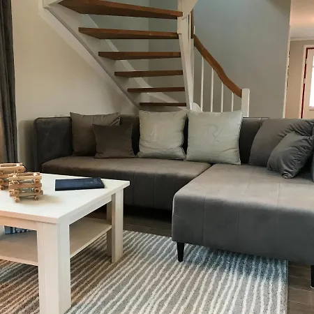 Vier Jahreszeiten * גלווה